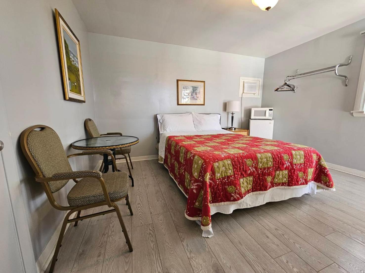 Motel Saint-Hilaire Mont-Saint-Hilaire Zewnętrze zdjęcie